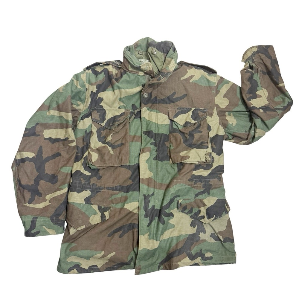 Vintage Alpha Industries M65 Field Jacket Mens Medium Woodland Camo US Army - Picture 1 of 9